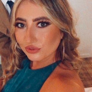 Meet your Posher, Jana